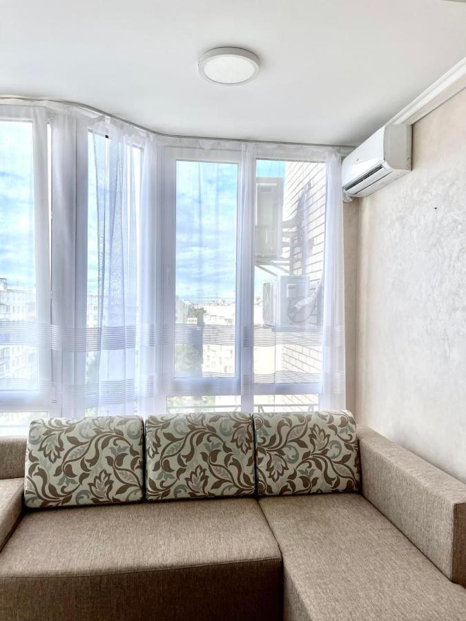 Atlant Luxury Family Apart Поряд З Тц Депот, Безконтактне Заселення Chernivtsi Exterior foto