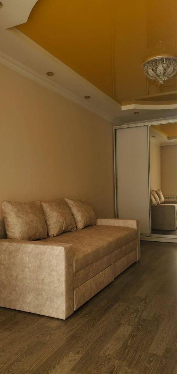 Atlant Luxury Family Apart Поряд З Тц Депот, Безконтактне Заселення Chernivtsi Exterior foto