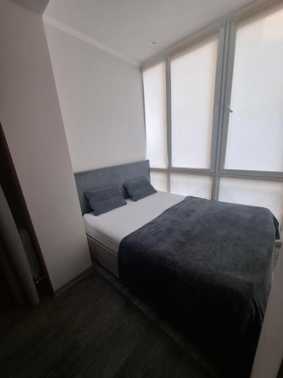 Atlant Luxury Family Apart Поряд З Тц Депот, Безконтактне Заселення Chernivtsi Exterior foto